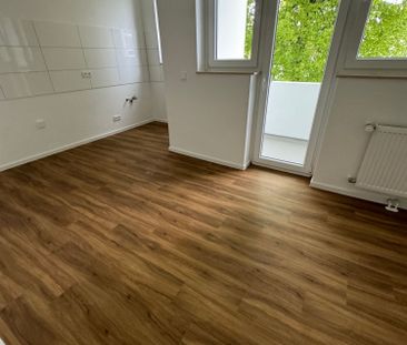 ** Wir modernisieren umfangreich und hochwertig für Sie ** - Foto 2