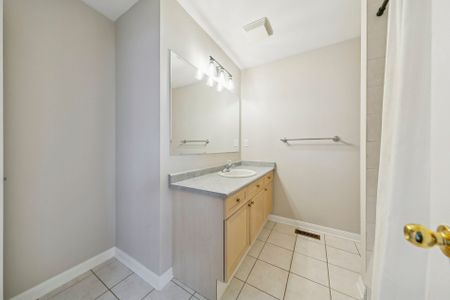 For Lease - 1028 Cooper Avenue, Milton, Ontario - Photo 2