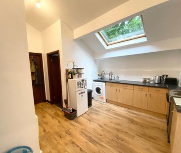 2 bedroom apartment to rent - Photo 3