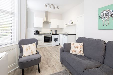 Trafalgar Square - Photo 2