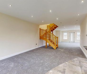 3 bedroom semi-detached house to rent - Photo 4