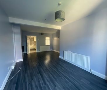 351 Antrim Road, Belfast, BT36 5EB - Photo 1