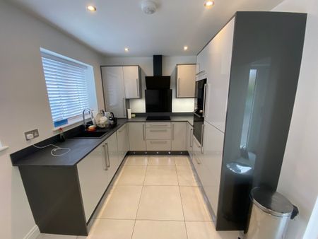 Winds Point, Stourbridge, Hagley - Photo 2