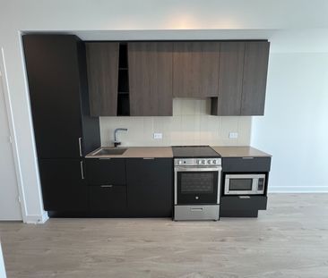 For Lease - 3900 Confederation Parkway Unit# 1905, Mississauga, Ont... - Photo 4