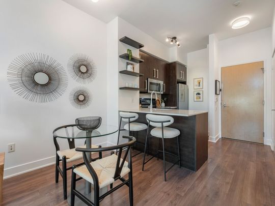 For Lease - 1048 Broadview Avenue Unit# TH 1, Toronto, Ontario - Photo 1