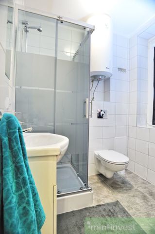 Pokój dwuosobowy nr 5 do wynajęcia - Zdjęcie 2