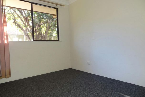 SPACIOUS UNIT! - Photo 1