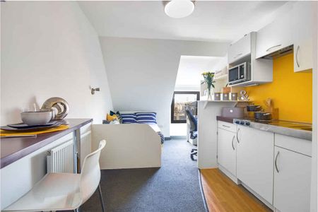 Bronze Studio - Photo 4