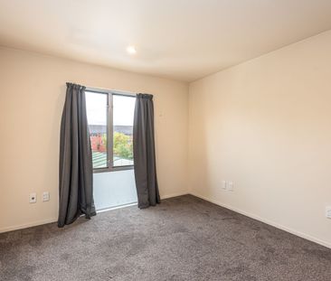 Fantastic Location - Photo 1