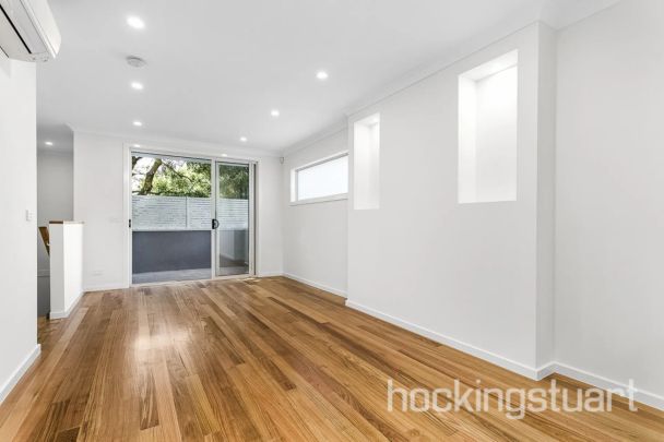 Unit 1/5 Henry Street, Box Hill. - Photo 1