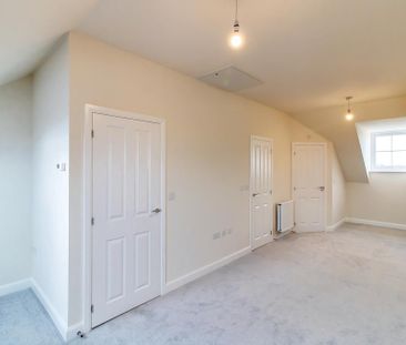 3 bedroom semi-detached house to rent - Photo 6