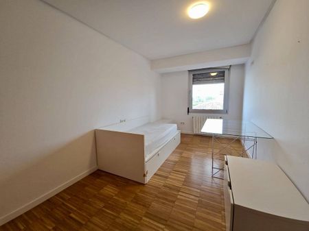 Luxury 5 bedroom Detached House for rent in Moncada, Valencia - Photo 4