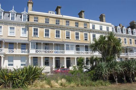 Heene Terrace, Worthing - Photo 3