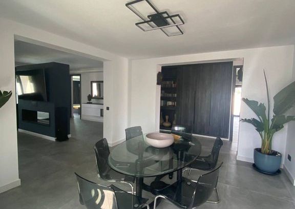 3 bedroom luxury Villa for rent in San Pedro de Alcántara, Spain