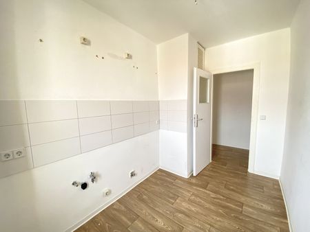 Ankommen & Wohlfühlen: Helle 2-Zimmerwohnung mit tollem Ausblick - Photo 3
