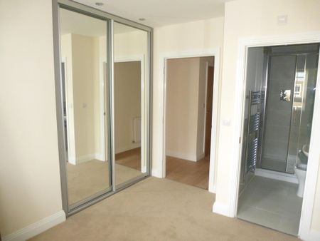 Kingfisher Drive, Maidenhead - Photo 3