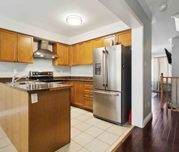 For Lease - 26 Farmstead Drive, Clarington, Ontario - Photo 5