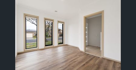 Spacious Townhouse! - Photo 4