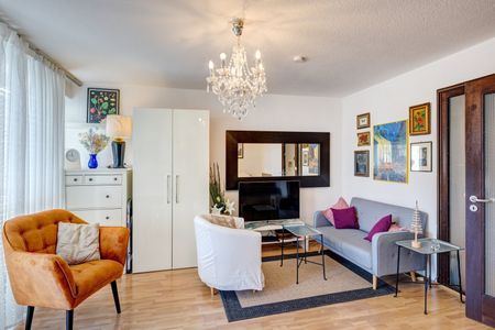 Sought-after location in university quarter - Photo 3