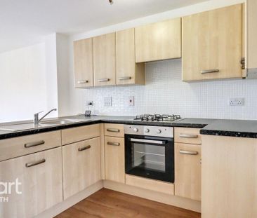 2 bedroom terraced house to rent - Photo 2