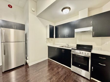 For Lease - 8 Main Street Unit# 101, Brampton, Ontario - Photo 4