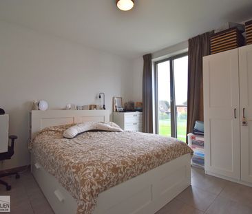 Appartement met 2 kamers en autostaanplaats - Photo 2