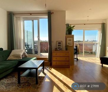 1 bedroom penthouse to rent - Photo 1