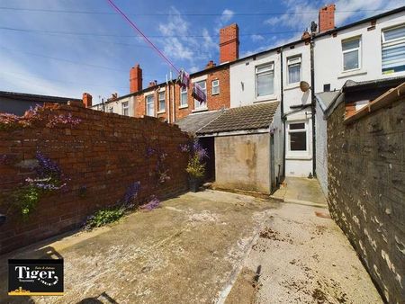 Drummond Avenue, Blackpool, FY3 - Photo 4