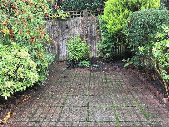 2 bedroom house to rent - Photo 1