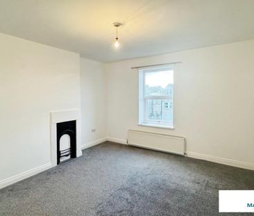 2 bedroom end of terrace house to rent - Photo 1