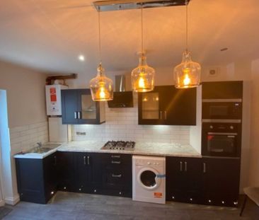 Alpha Street West, Salford - Photo 3