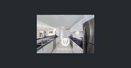 In transition? We offer fine furnished stays from 3 months + - Photo 3