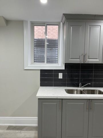 For Lease - 78 Saint Dennis Road, Brampton, Ontario - Photo 3