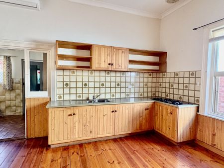 1/5a Catherine Street, COLLEGE PARK - Photo 3