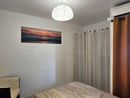 Location Appartement 2 pièces 44 m2 à Fort-de-France - Photo 3