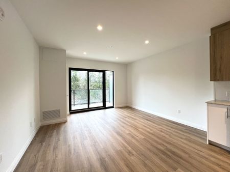 For Lease - 525 New Dundee Road Unit# 411, Kitchener, Ontario - Photo 3