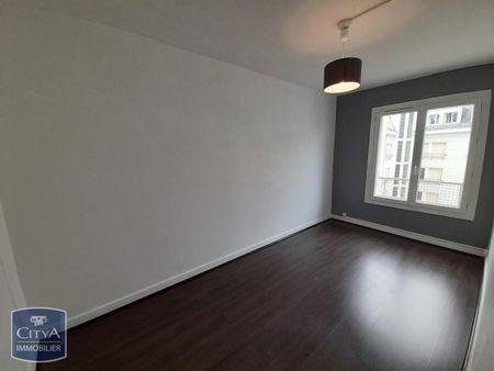 Location Appartement 3 pièces 49m² CHAMBERY 73000 - Photo 2