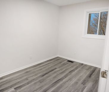 For Lease - 3344 Uplands Drive Unit# 71, Hunt Club - Windsor Park V... - Photo 6