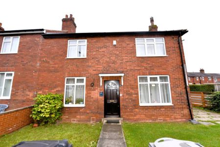 5 bedroom House in Langdale Gardens, Leeds - Photo 5