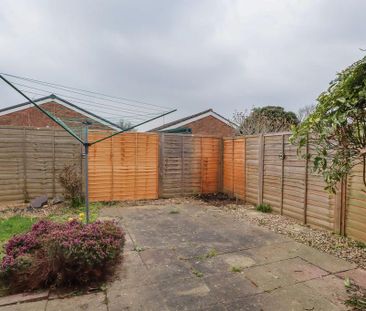 2 bedroom detached bungalow to rent - Photo 5