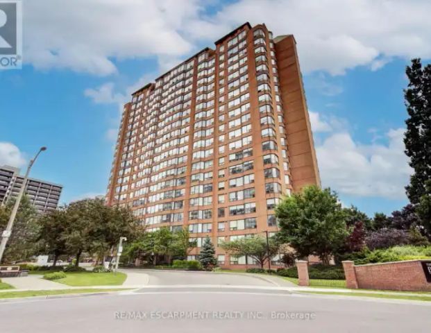 306 - 1270 MAPLE CROSSING BOULEVARD | 306 - 1270 MAPLE CROSSING BOULEVARD, Burlington - Photo 1