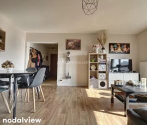 Location Appartement 2 pièces 41 m2 à Reims - Photo 2