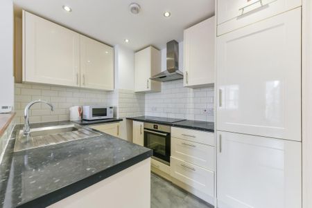 2 bedroom flat to rent - Photo 5