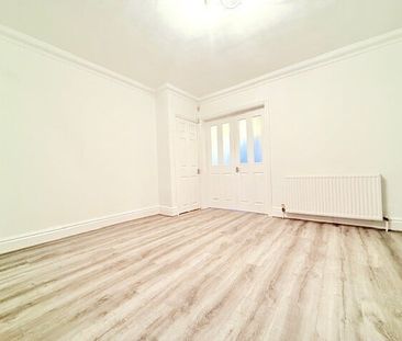 3 bedroom house to rent - Photo 2