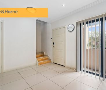 6/18 Holland Crescent, Casula, NSW 2170 - Photo 4