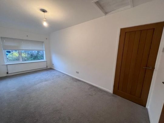 4 bedroom detached house to rent - Photo 1