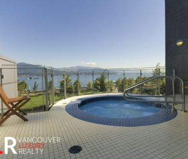 Condo in Downtown Vancouver, BC - Photo 1