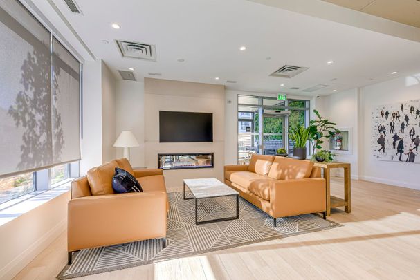 For Lease - 3250 Carding Mill Trail Unit# 427, Oakville, Ontario - Photo 1