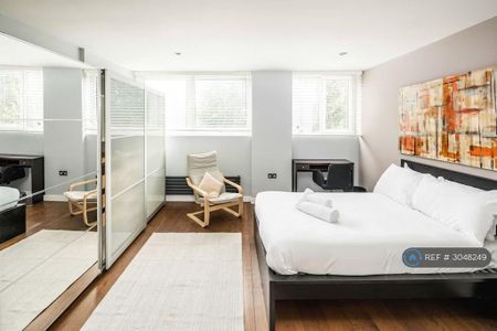 1 bedroom in a house share to rent - Photo 4