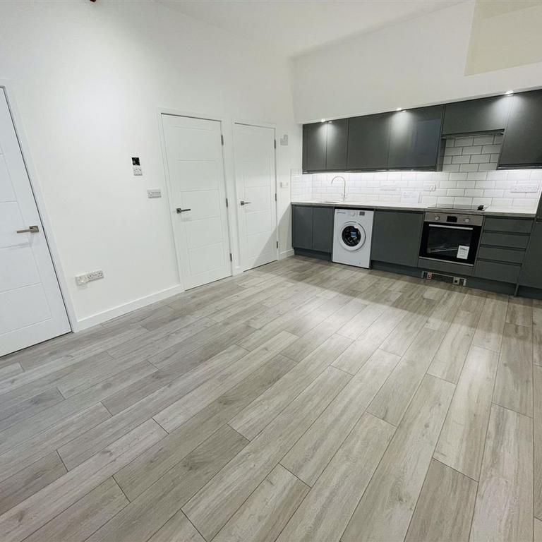 Property to rent - Photo 1